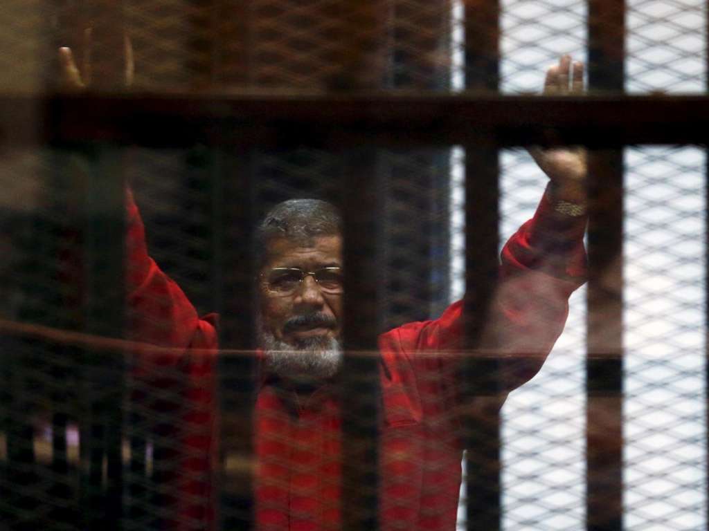 Egypt tightens security, warns Muslim Brotherhood