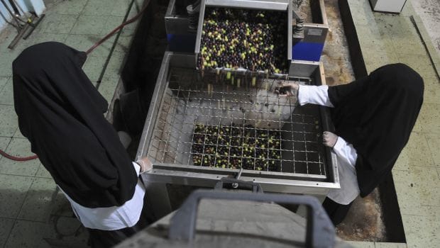 Saudi women challenging male business monopoly