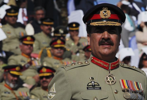 Pakistani prime minister chooses new army chief