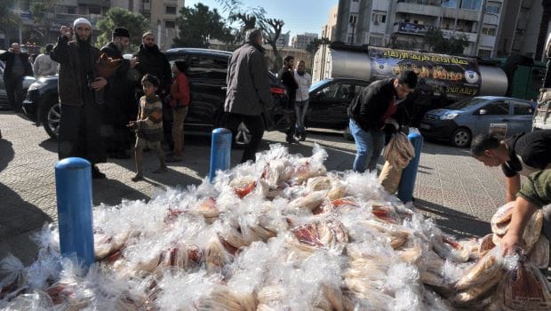 Lebanese forces fire at Syrian aircraft in Lebanese airspace
