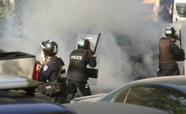 One protester killed in new Thai political violence