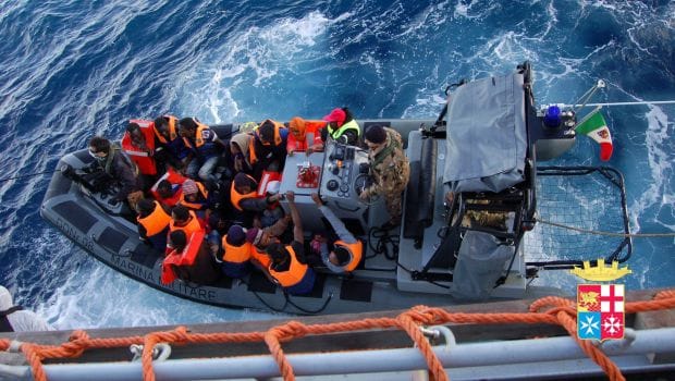 Italian navy rescues over 1000 migrants from boats in 24 hours