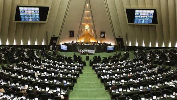 Iranian conservative warns against ‘extremism’