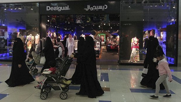 Increase in Saudi import prices driven up by inflation, say experts