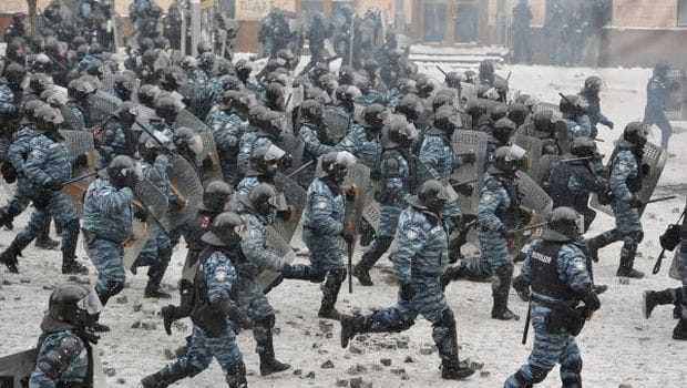 Ukraine disbands police unit accused of violence