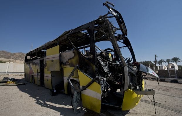 Sinai militant group warns tourists to leave Egypt