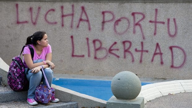 Venezuela says street protests have caused $10 bln in damage