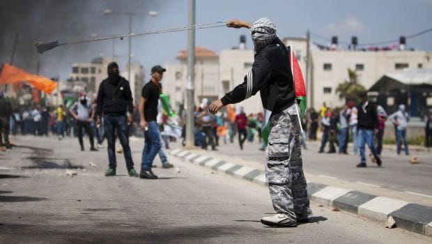 US presses on with Mideast talks rescue attempt