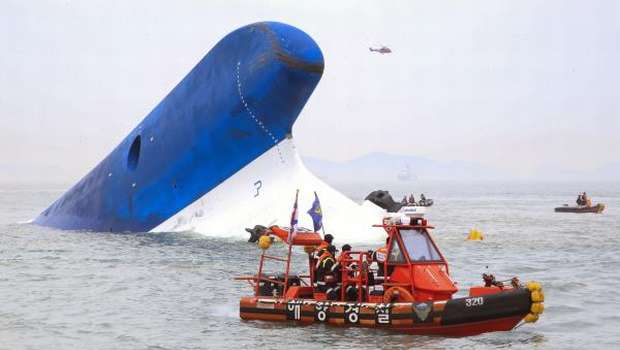 283 missing, 4 dead in South Korea ferry disaster