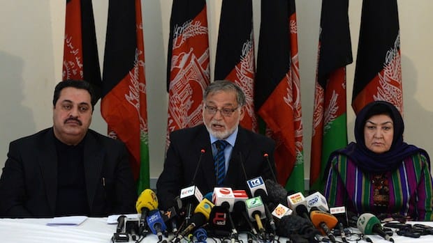 Afghan presidential election goes to runoff