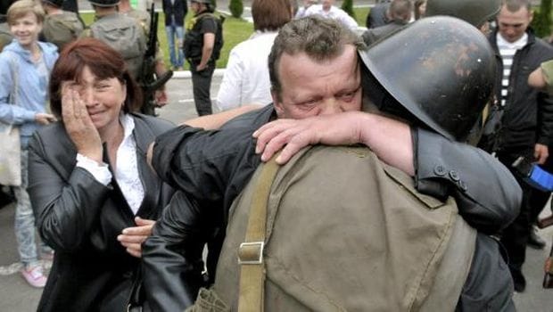 Ukraine president offers ceasefire