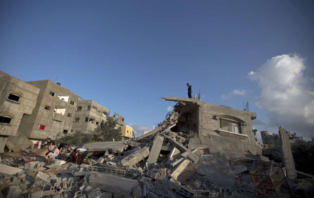 Palestinian rocket fire persists after Israel agrees to Gaza truce