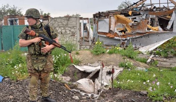 Ukraine says Russian army officers fighting with rebels