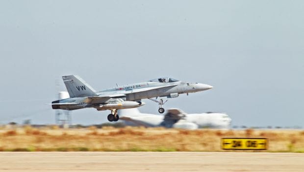 US warplanes strike ISIS artillery to protect Kurds
