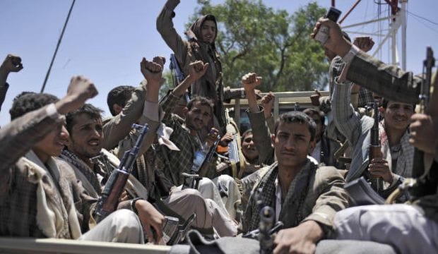 Yemeni insurgents storm Hudaydah governor’s office: source