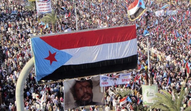 Houthis take control of Yemeni port city