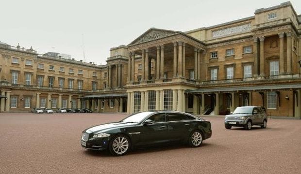 UK’s Cameron meets Queen, starts knife-edge election campaign