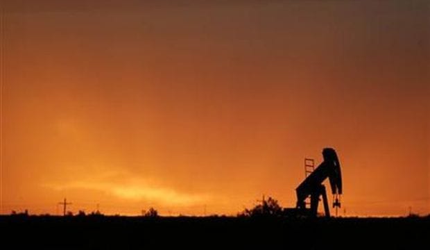 Global oil industry could scrap, delay $1 trln in projects, investments: Aramco executive