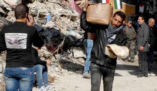 ISIS seizes vast Damascus refugee camp
