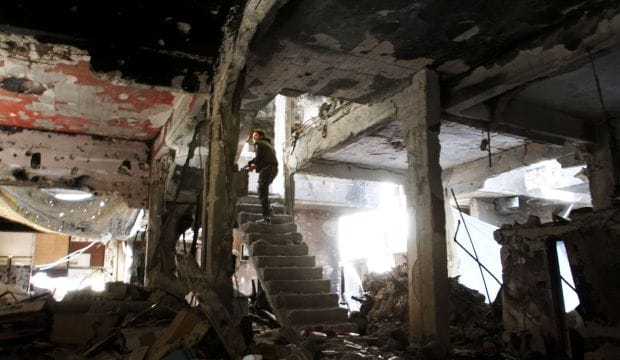 UN urges evacuation of Palestinian refugees in Syria camp