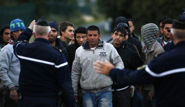 Cameron under fire for remarks on migrants