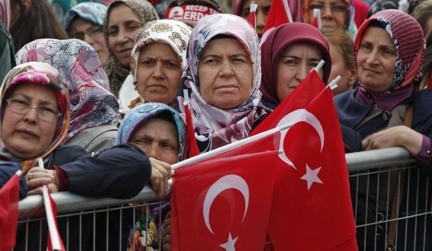 Turkey faces fractious interim rule as PM gives up on forming new gov’t
