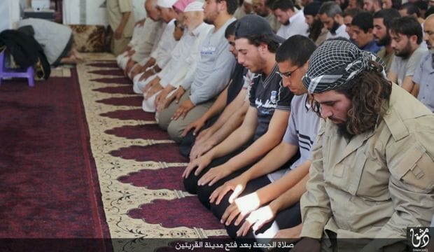 ISIS kidnaps dozens of Christians from central Syrian town, hundreds of families flee