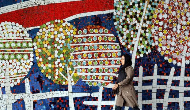 Iran media bid farewell to a great “lover”