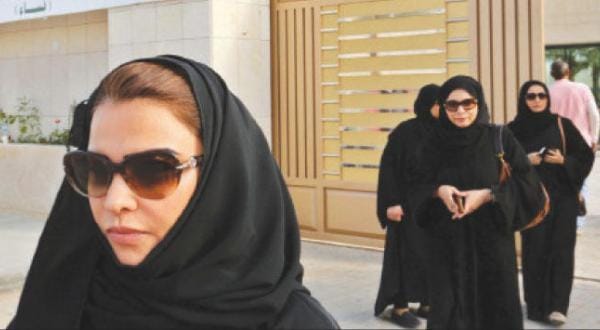 Saudi Women are Victorious in the First Municipal Elections They Participate in