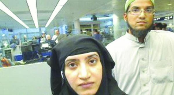 FBI Pleads With Apple to Unlock California Terrorist’s Phone