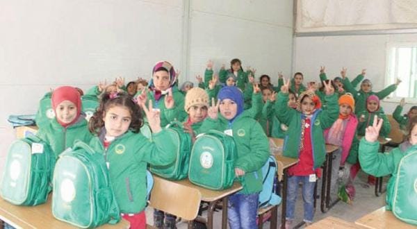 Saudi National Campaign to Distribute 20270 School Bags to Syrian Refugees