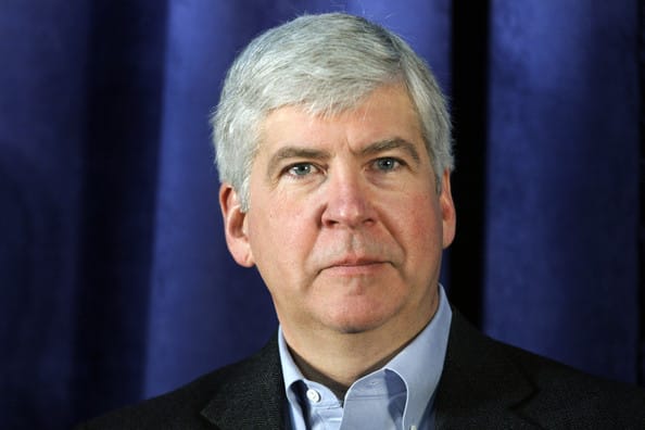 Congress Urges Resignations of Michigan Governor, EPA Chief Over Flint
