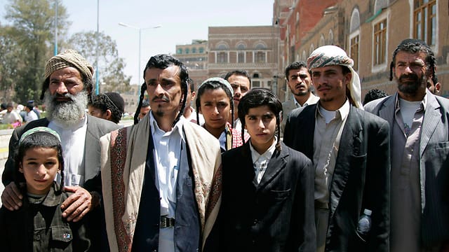Secret Operation Brings 19 Yemeni Jews to Israel