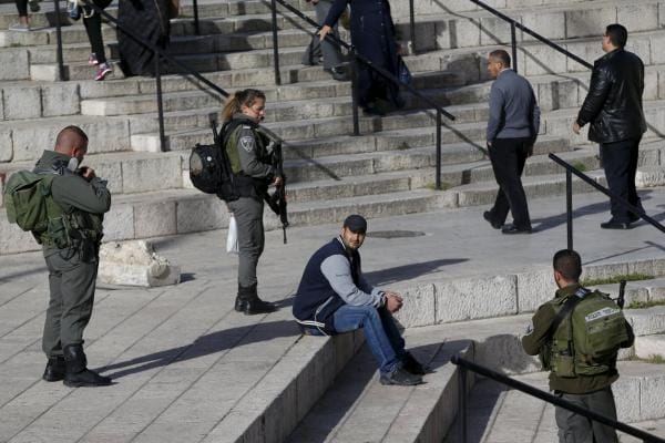 Two Palestinians Killed after Stabbing Israeli Woman