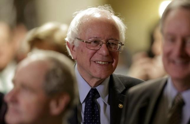 US Democrat Bernie Sanders Wins Alaska, Washington and Hawaii
