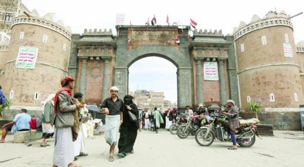 Iranian Fingerprints All Over Houthis’ Dragging on Negotiations