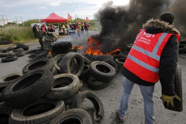 Total Says Strikes Could Jeopardize its Investments in France