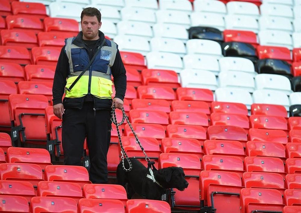 False ‘Life-Like’ Bomb Bursts Premiere League Finale’s Bubble