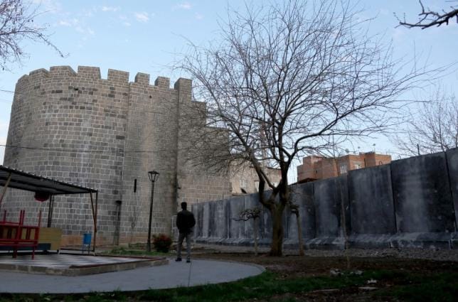 Turkish Writer Quits UNESCO to Protest Damage to Heritage, Rights Abuse