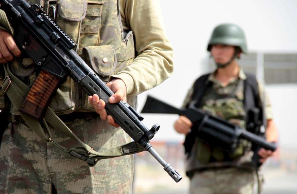 Turkish Warplanes Destroy Kurdish Militant Targets after Deadly Car Bomb