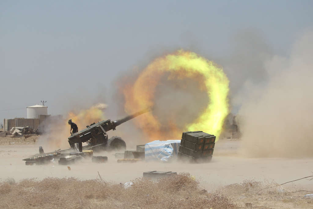 Fear of Disaster Unfolding Amid Fighting in Fallujah