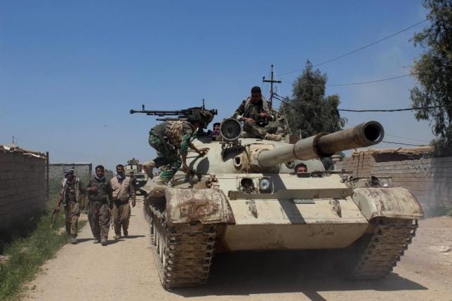 Defense Ministry Sources: Tehran Withholding Further Armament for Kurdish Forces in Iraq