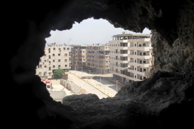 Opposition Factions Ally with Nusra to Clear ISIS out of Yarmouk Camp