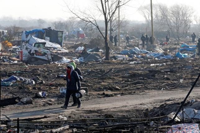 London Art Gallery Showcases Calais Migrant Stories