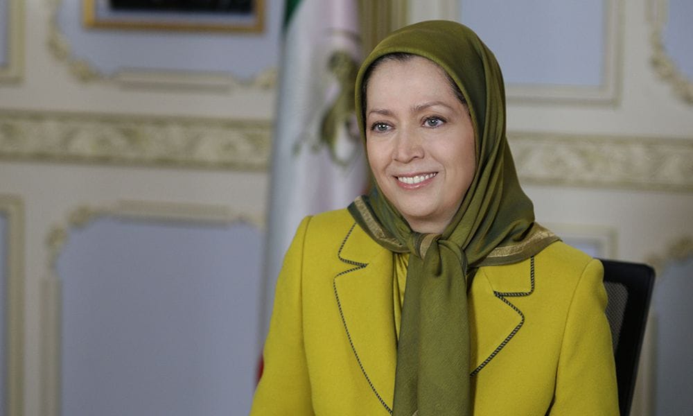 Over 100,000 People Gather at Free Iran Rally in Paris