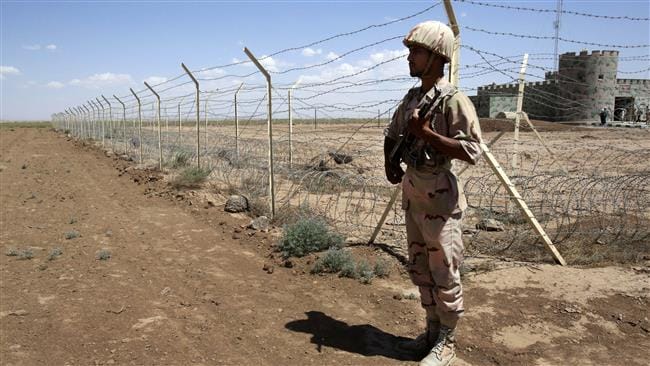 Iranian Security Prohibits Sunnis from Performing Eid Prayers in Tehran