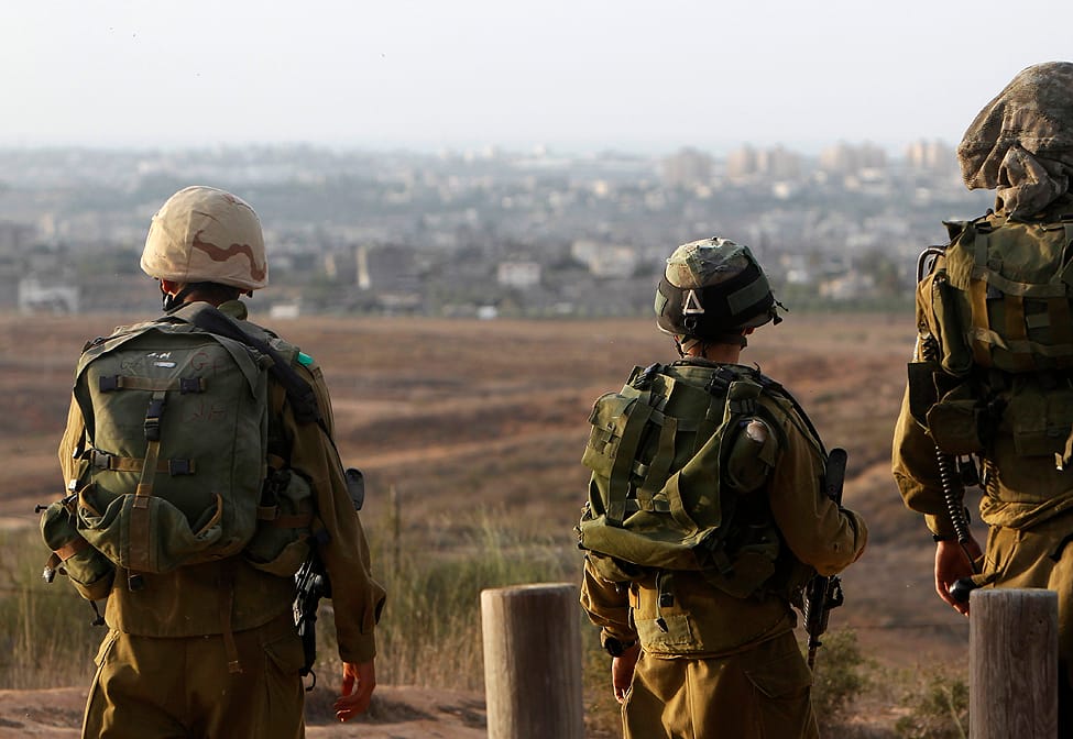 Palestinian Killed in West Bank Raid
