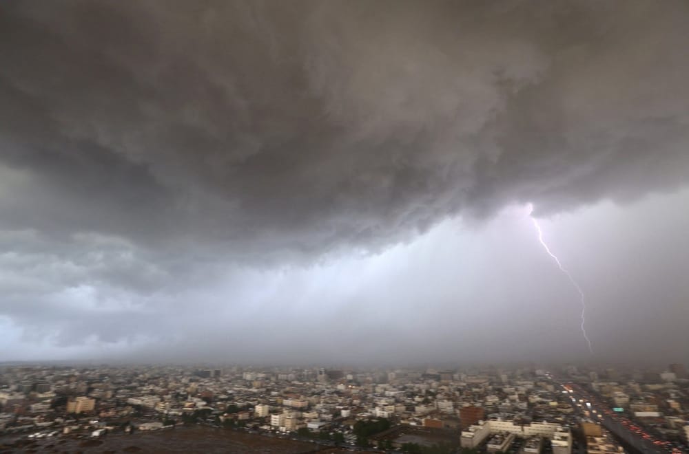 Suicide Bomber Blows Himself up in Jeddah