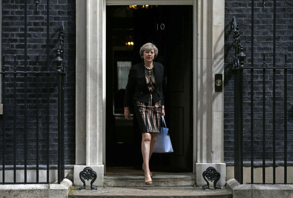 May’s Government Plans Crackdown on Student Visas