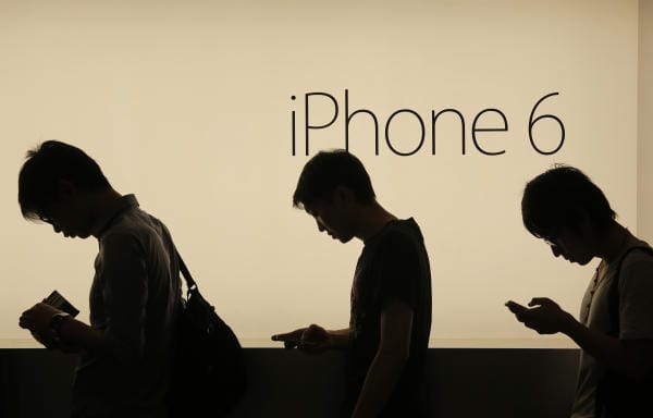 Designers Back Apple in Patent Fight with Samsung